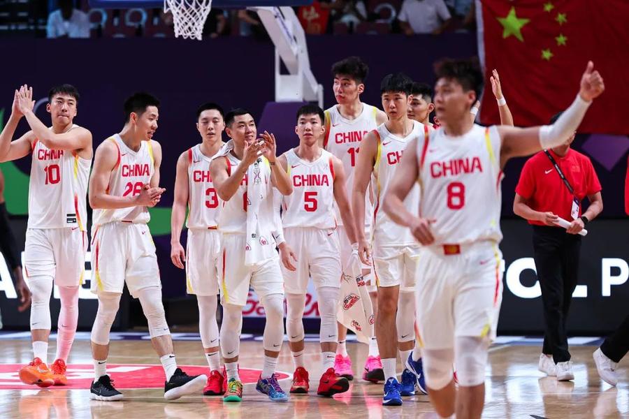 篮自, 与赛事, 接对话中