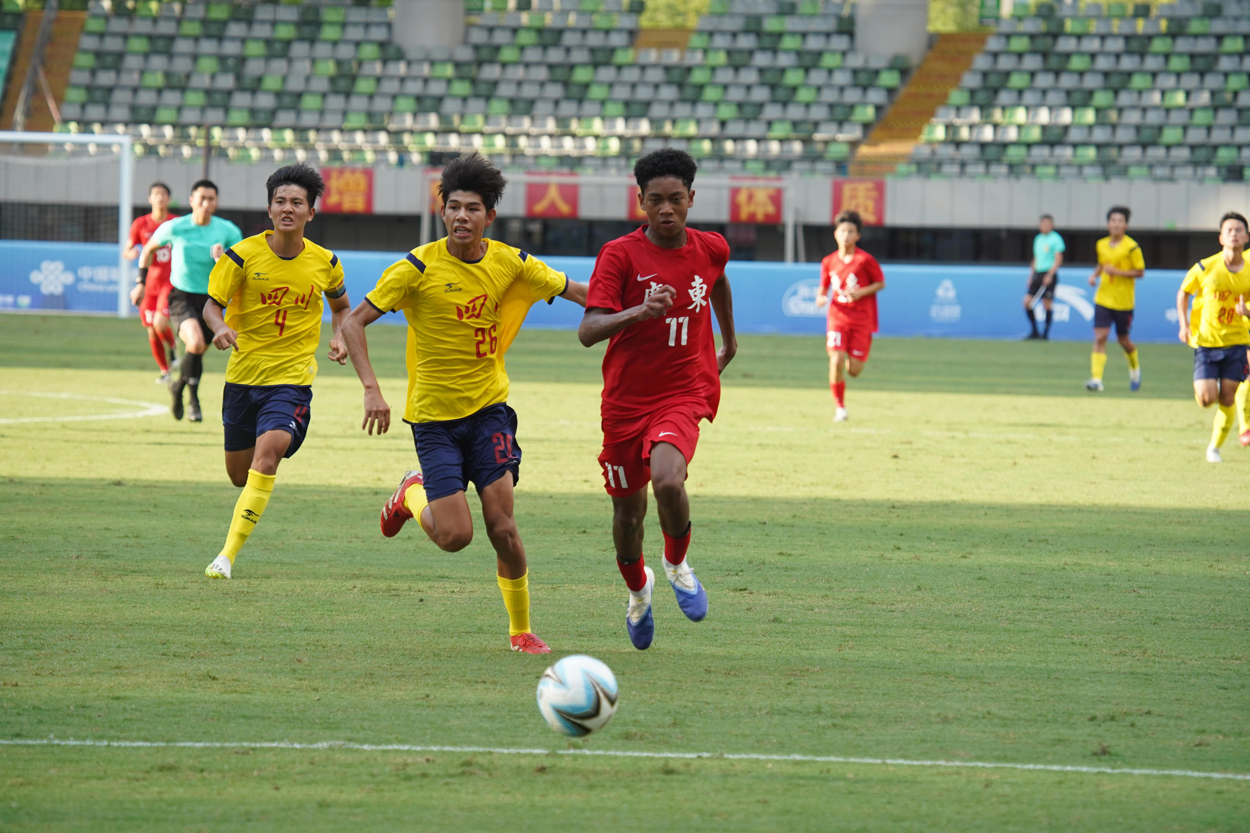 entit, cn, 足球之乡的