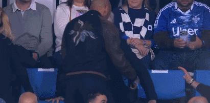 apRiN, 帕斯兜射破, om